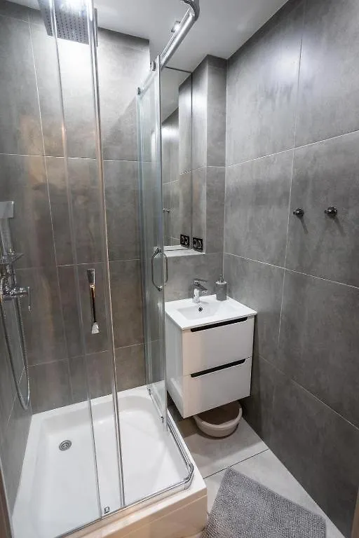 Rooms Center - Dworzec Pkp, Rynek Wroclaw 0*,